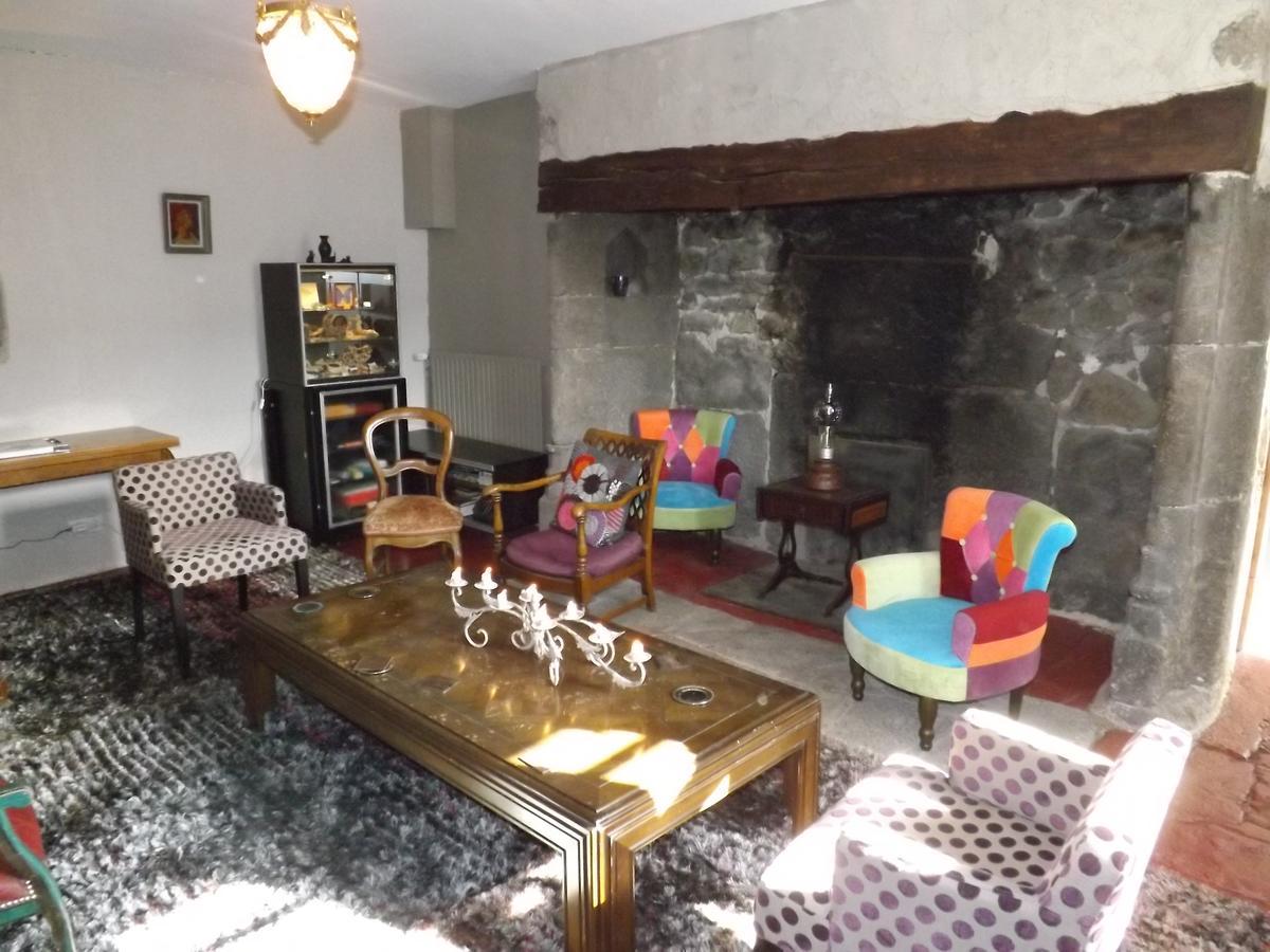Domaine De La Jordanne - B&B Saint-Cirgues-de-Jordanne Екстериор снимка